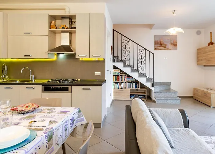 別荘 Carmen By Interhome Brissago Valtravaglia