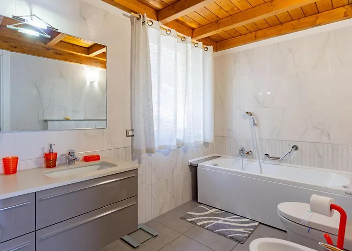 Carmen By Interhome 別荘 Brissago Valtravaglia